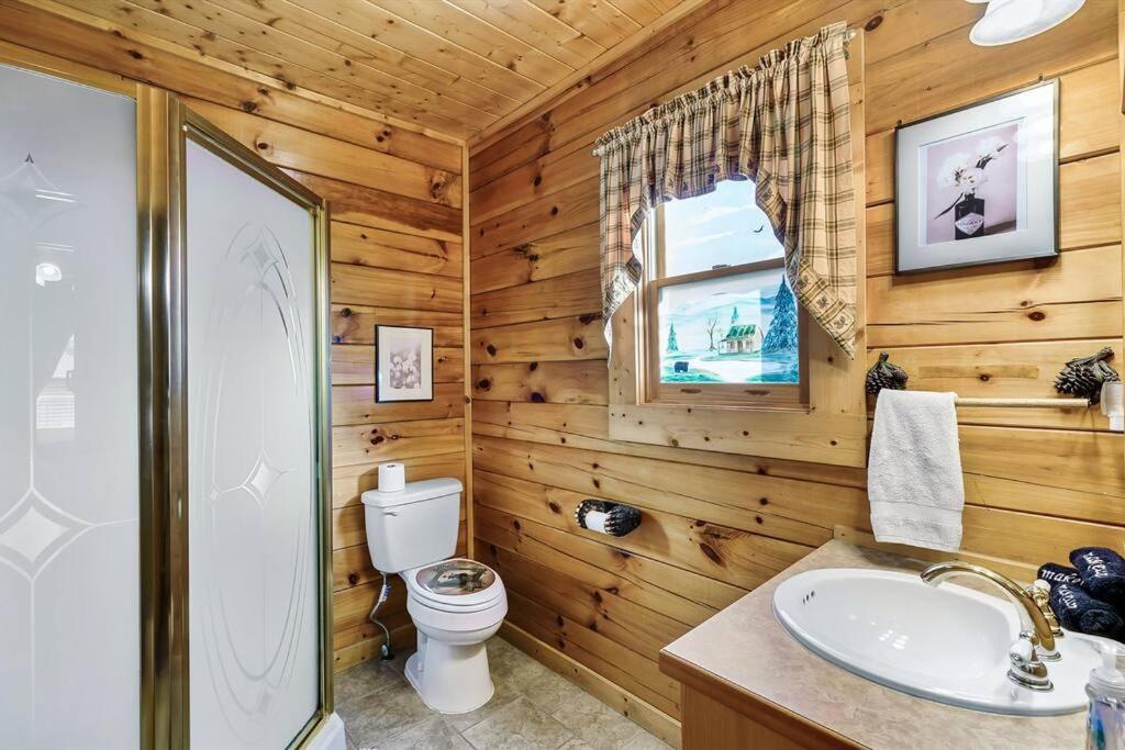 Groot'S Place - 5 Min To Main Parkway!! Pigeon Forge Bagian luar foto