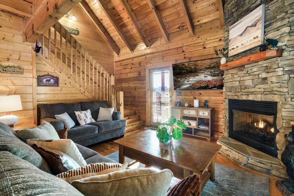 Groot'S Place - 5 Min To Main Parkway!! Pigeon Forge Bagian luar foto